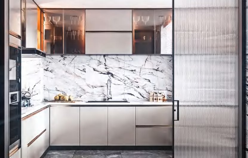 BUILD SOURCE™ Modern Light Grey Woodgrain Melamine Kitchen — Peninsula M067 — 8" x 12" Sample