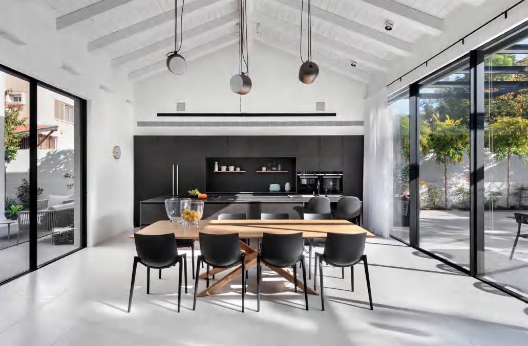 BUILD SOURCE™ Modern Light Grey High-Gloss PET Kitchen — Peninsula P021 — 8" x 12" Sample