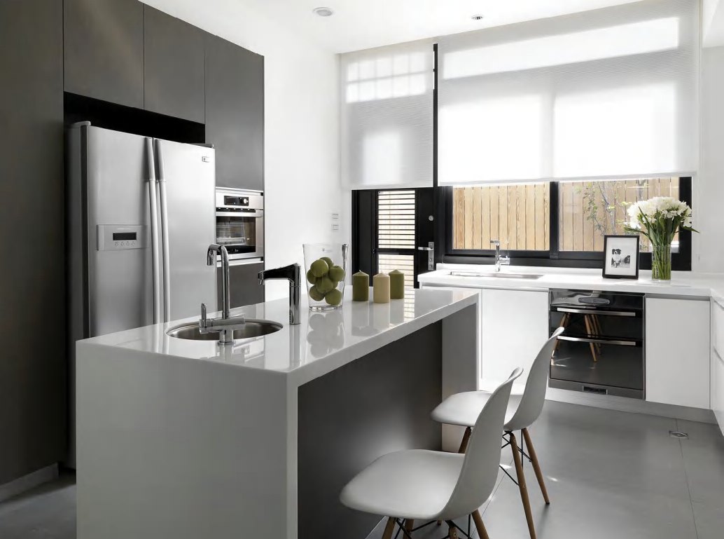 BUILD SOURCE™ Modern Light Grey High-Gloss PET Kitchen — Open-Plan P023 — 8" x 12" Sample
